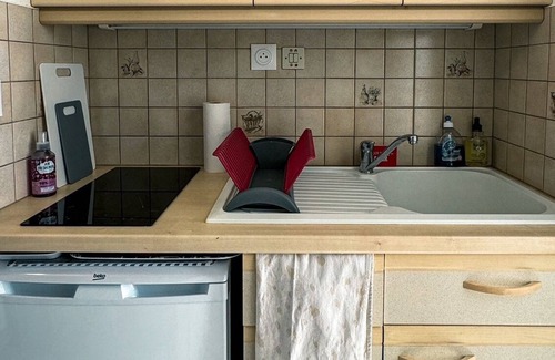 Trevou-Treguignec Apartment | Sea view studio near Trestel beach