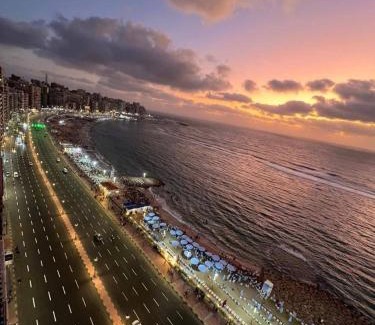 Al-Muntazah Apartment | Sea View three bed room High Floor fully AC free WI-FI and parking for familes only