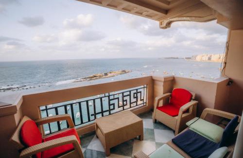 Al-Muntazah Apartment | Sea View three bed room High Floor fully AC free WI-FI and parking for familes only