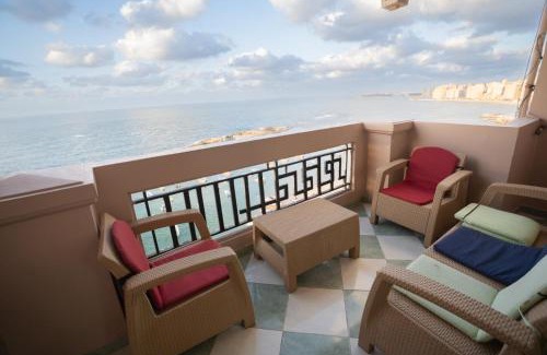 Al-Muntazah Apartment | Sea View three bed room High Floor fully AC free WI-FI and parking for familes only