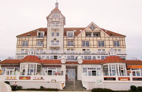 Kuehlungsborn Apartment | Sea view WE 2.07: beautifully situated 2.5-room apartment close to the beach