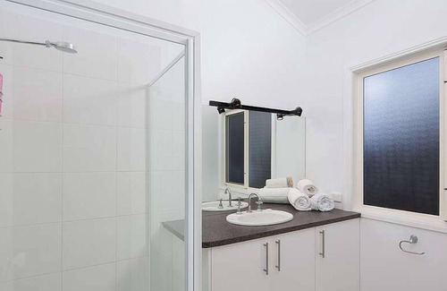 Silverleaves Apartment | Sea Whispers at Silverleaves