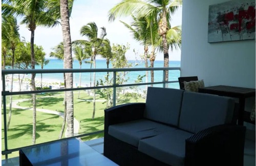 Residencial El Doral Condo | Sea Winds kite Beach Oceanfront