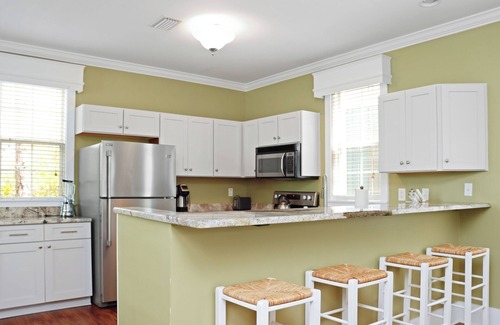 Port St. Joe House | Seabbatical | Pet-Friendly Cottage | Screened Decks + Community Pools 🐾