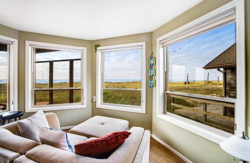 Rockaway Beach House | Seabird Lodge