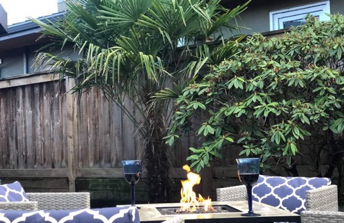 Boundary Bay House | SeaBreeze and Salty Air- Lovely Beach Getaway! NEW - Air Conditioning!