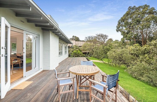 Portsea House | Seabreeze Portsea : 4 BR, 2 BA House in Portsea, Sleeps 9
