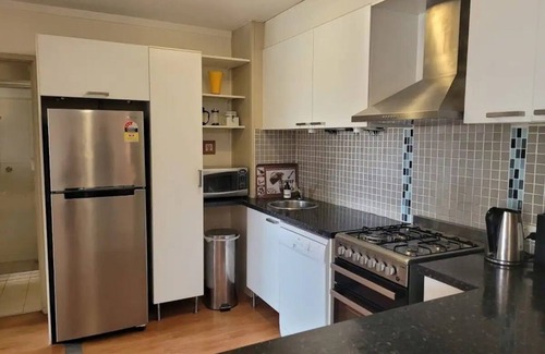Mosman Park Apartment | Seabreeze Sunsets Apartment sleeps 4 in Mosman Park near river beach Freo trains