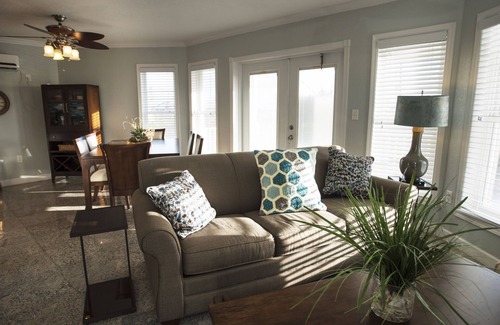 Bahamas Terrace Condo | Seabreeze Vacation Villas