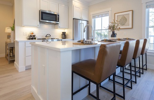 Seabrook House | Seabrook's At Last, a loft in Town Center!
