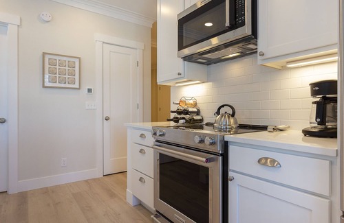 Seabrook House | Seabrook's At Last, a loft in Town Center!