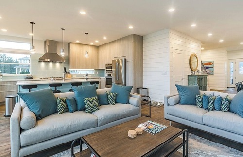 Seabrook House | Seabrook's RoShamBo: Oceanview, Dog Friendly