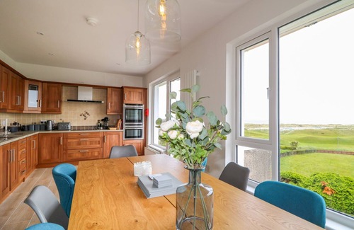 Castlerock Cottage | Seacoast Cottage