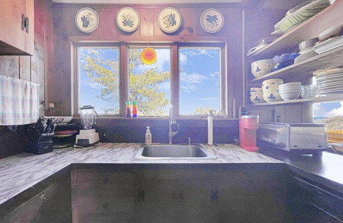 Cape Neddick House | Seacoast Sanctuary - Warm and inviting cottage with uninterrupted oceanfront