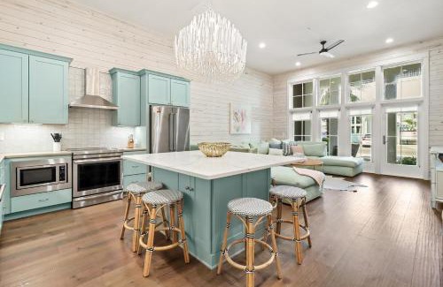 Cinnamon Shore Villa | SeaEsta TC 9103