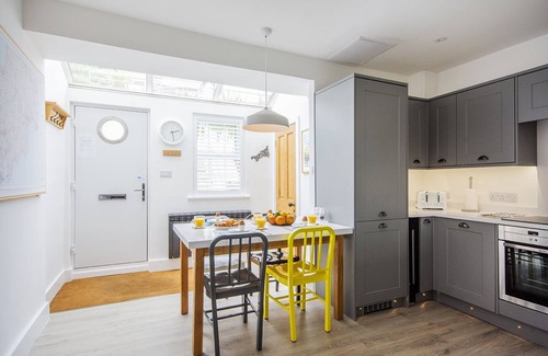 Mevagissey Cottage | Seafarers, Mevagissey - Coastguard Cottage overlooking harbour