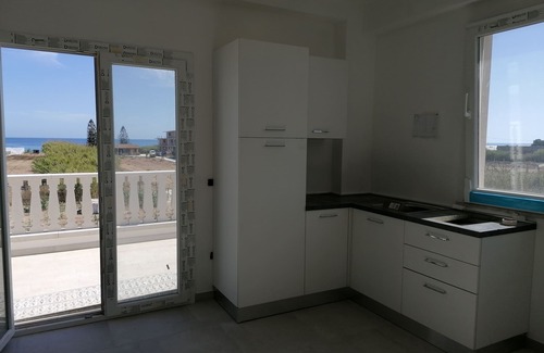 Eastern Sicily Villa | Seafront apartments carratois