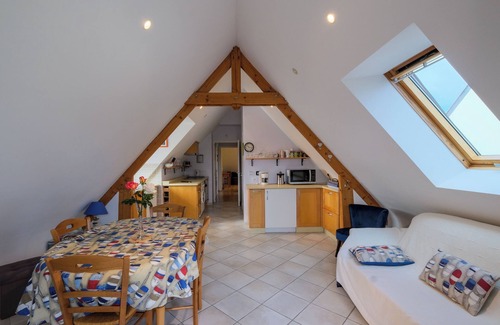 Piriac-sur-Mer Apartment | seafront: 67 m2, enclosed garden, 3 keys label (Clévacances), pets allowed,