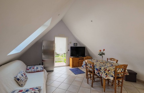 Piriac-sur-Mer Apartment | seafront: 67 m2, enclosed garden, 3 keys label (Clévacances), pets allowed,