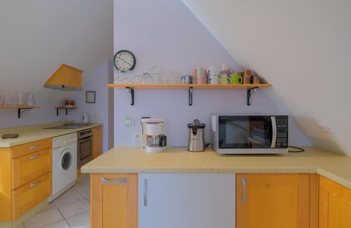 Piriac-sur-Mer Apartment | seafront: 67 m2, enclosed garden, 3 keys label (Clévacances), pets allowed,