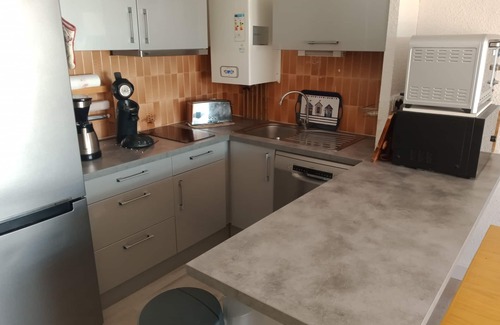 Palavas-les-Flots Apartment | Seafront apartment, air-conditioned, walk-through, private pool, parking