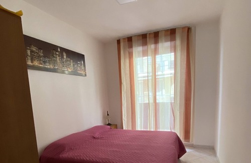 Lido Apartment | Seafront apartment with free parking space