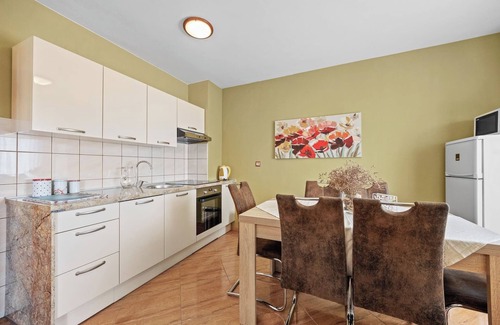 Suha Punta Apartment | Seafront Apt on Sunny Rab Island - Neda Maslina