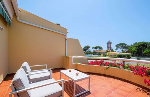 Cascais Villa | Seafront Beach Villa - Unit 1 by Portugal Portfoli