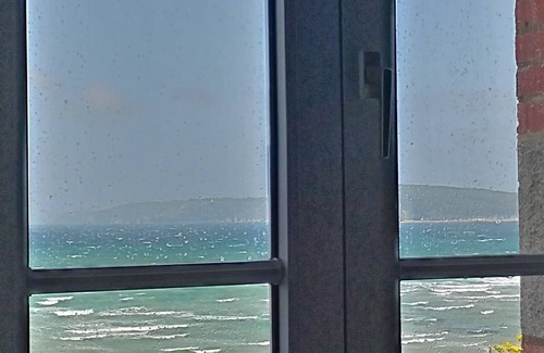 Crozon Villa | Seafront family home - Waterfront - Sleeps 14