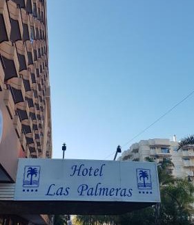 Fuengirola City Centre Apartment | Seafront luxury studio in Las Palmeras hotel