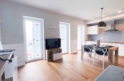 Chioggia Apartment | Seafront Modern Venice Suite by Ca-Sa Check