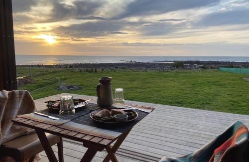 Warea House | Seafront, Sauna, Architecture The Surf Nest Full House