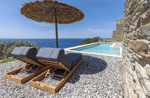 Batsi Villa | Seafront Sparkling Getaway - Cecilia Paradise Gem