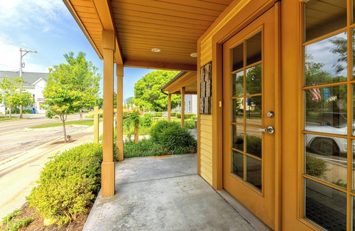 Douglas Condo | Seaglass Haven-downtown Douglas and close to beach