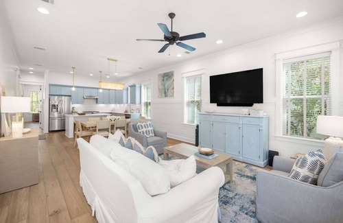 Greenway Park House | Seagrove Escape | Refreshed + Shared Pool