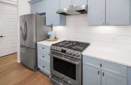 Greenway Park House | Seagrove Escape | Refreshed + Shared Pool