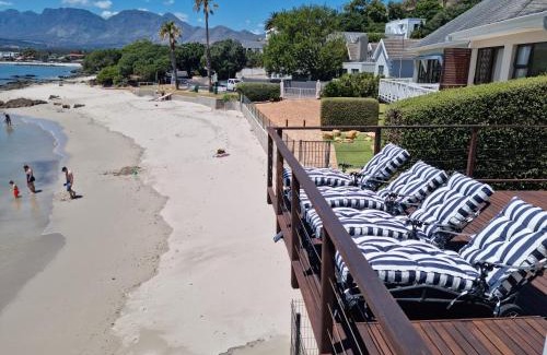 Gordons Bay Central Villa | 'Seagul Cove', Private Villa on the beach, Sleeps 7