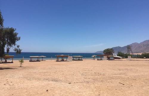 Dahab Apartment | Seahorse Apartment - with spa bath, wifi & Jacuzzi pool. Beach 3 mins walk.