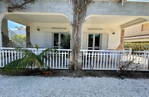 Alcamo Marina Apartment | Seahorse Cozy apartment a few steps from the sea, with patio.