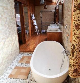 Downtown Kuta Hotel | Seahouse Bali Indah Beach Inn