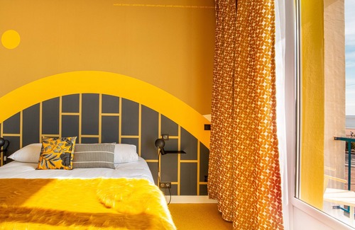 Royan Hotel | SEAKUB HOTEL