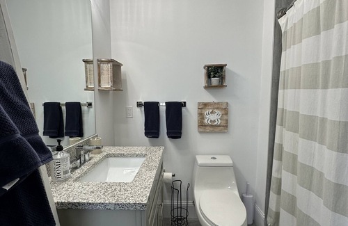 Brant Rock House | Seal Lovers delight 4-bedroom house with AC and WiFi in Marshfield