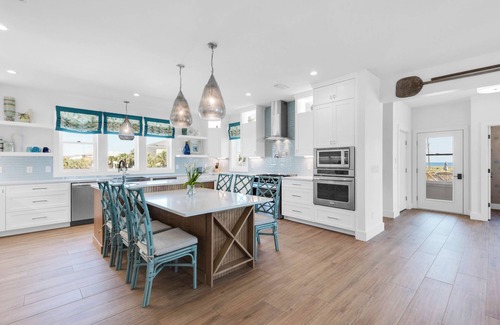 Toilla Segunda House | 🌊 Sealation! – Luxe 8BR w/Pool | Game Room | Rooftop Deck | Elevator 🌊