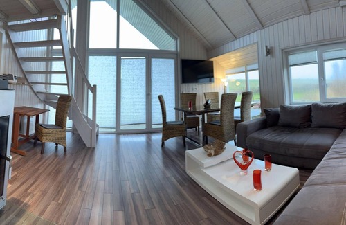 Wesselburenerkoog House | Sealect-Hus 5 direkt an der Nordsee nahe St. Peter Ording - mit Sauna, Whirlpool und Kamin