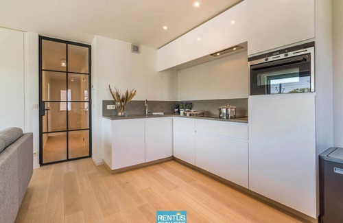 Oostduinkerke-Bad Apartment | Sealine - modern apartment at 100m from the beach