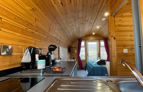 Aird Uig Bed & Breakfast | SEApods Luxury Glamping - Isle of Lewis