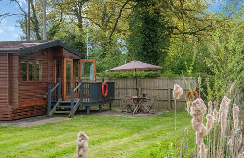 Martlesham Heath House | Search Light Meadow - Two Bedroom House, Sleeps 4