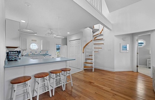 Topsail Beach House | Searenity! 3 BR w/bonus loft. Pet friendly.