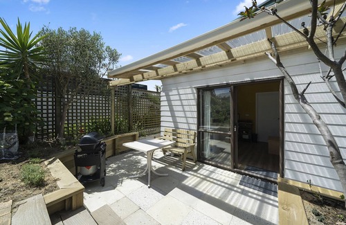 Waikanae House | Searenity - Waikanae Beach Holiday Home