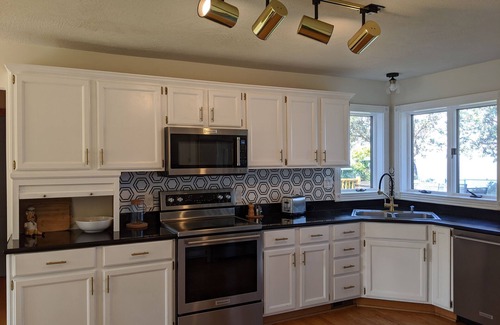 Port Angeles House | SeaRetreat Panoramic - Port Angeles